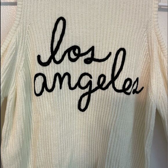 3/$25 FOREVER 21 Los Angeles Cold Shoulder Sweater.Sz M - Picture 12 of 14